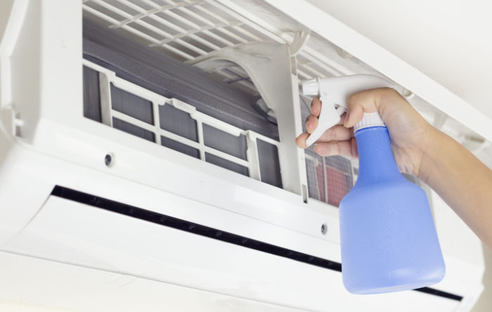 Does Spraying Your Air Conditioner With Water Help?