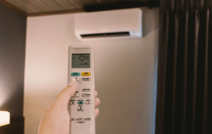 What Temperature Should I Set My AC At Night?